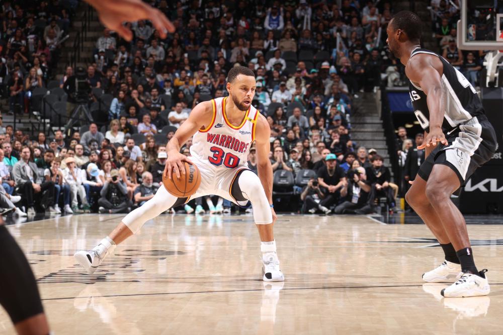 也展示了他 也展示了他